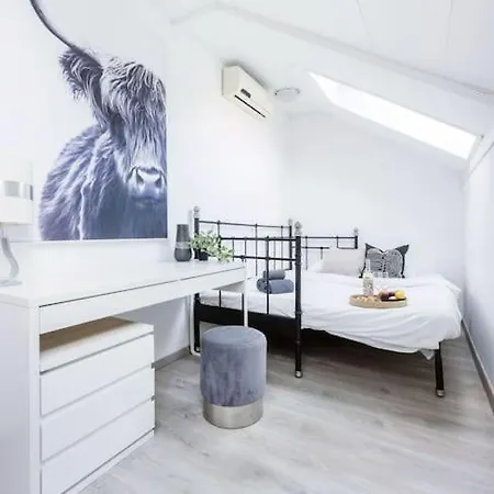 Apartman Wellness Duplex Penthouse Sauna & Jacuzzi-heart Of