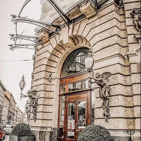 Wellness Duplex Penthouse Sauna & Jacuzzi-heart Of Apartment Budapest