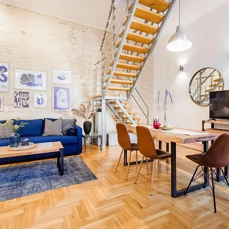 Apartment Wellness Duplex Penthouse Sauna & Jacuzzi-heart Of